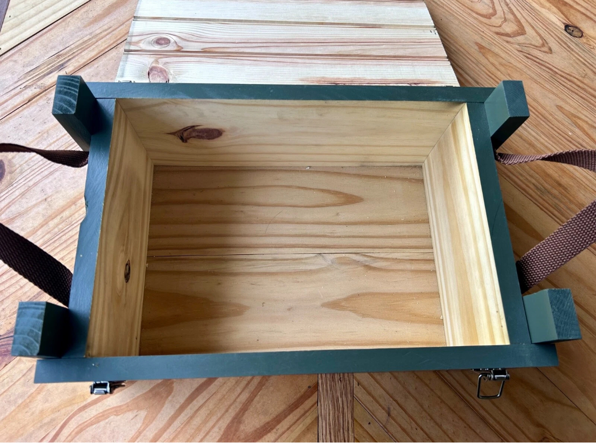 Freedom Crate Classic top view detail