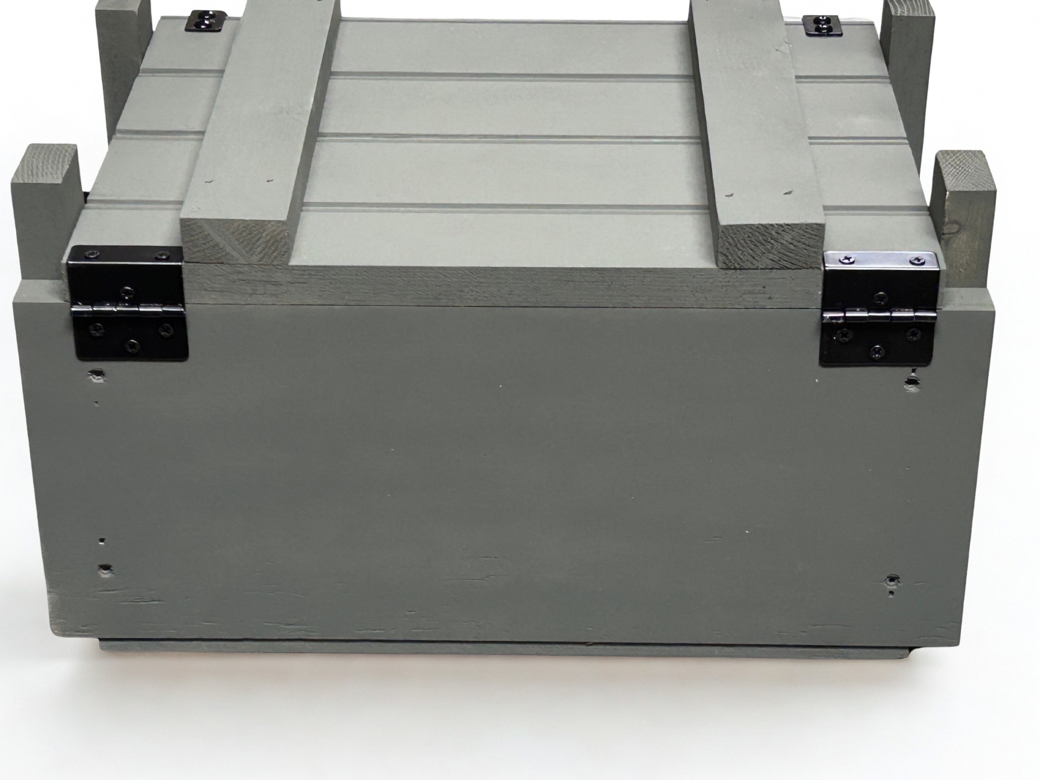 Rear view of Liberty Edition wooden ammo box
