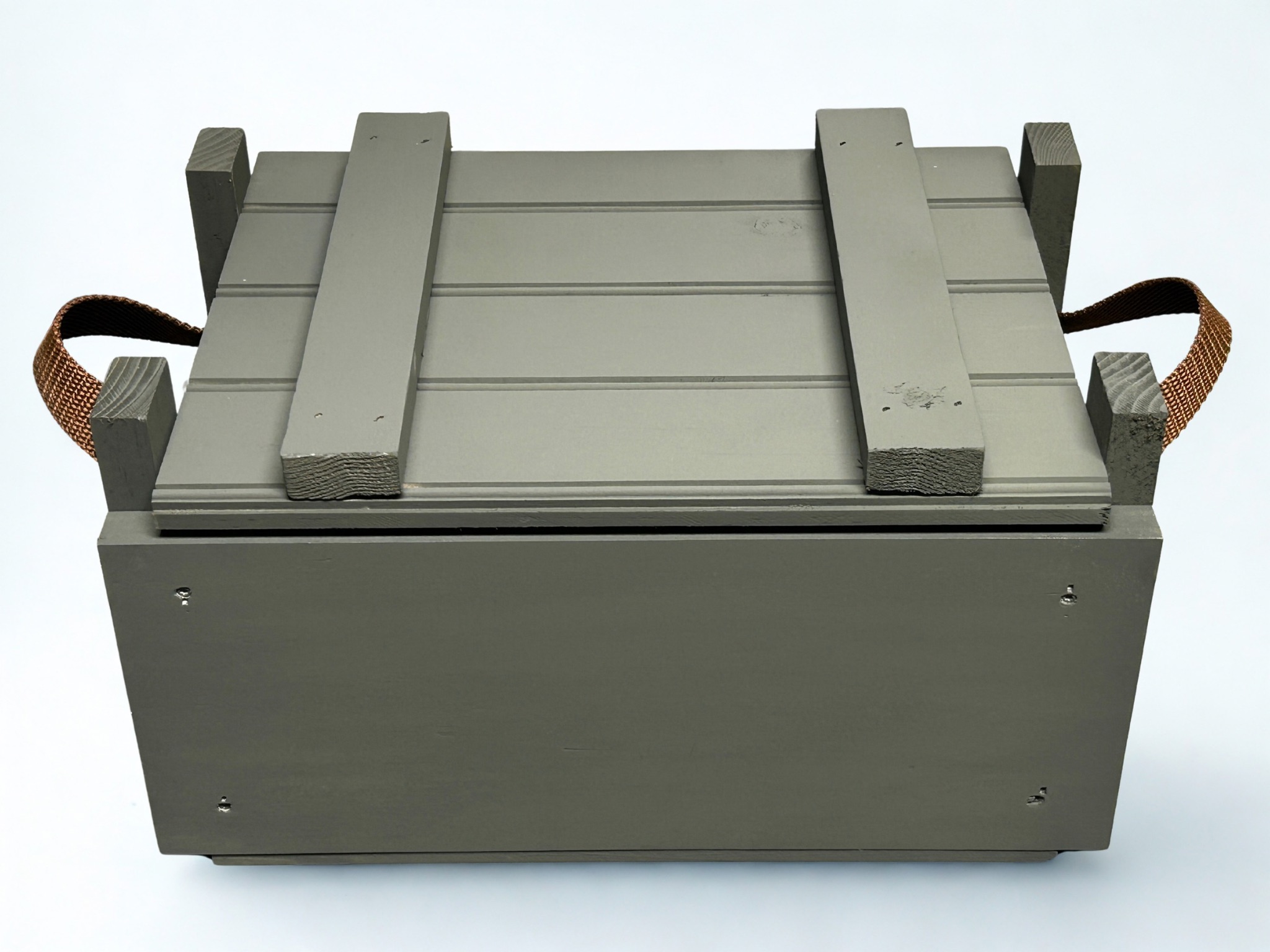 Front view of the Traditional Slide Top Ammo Crate