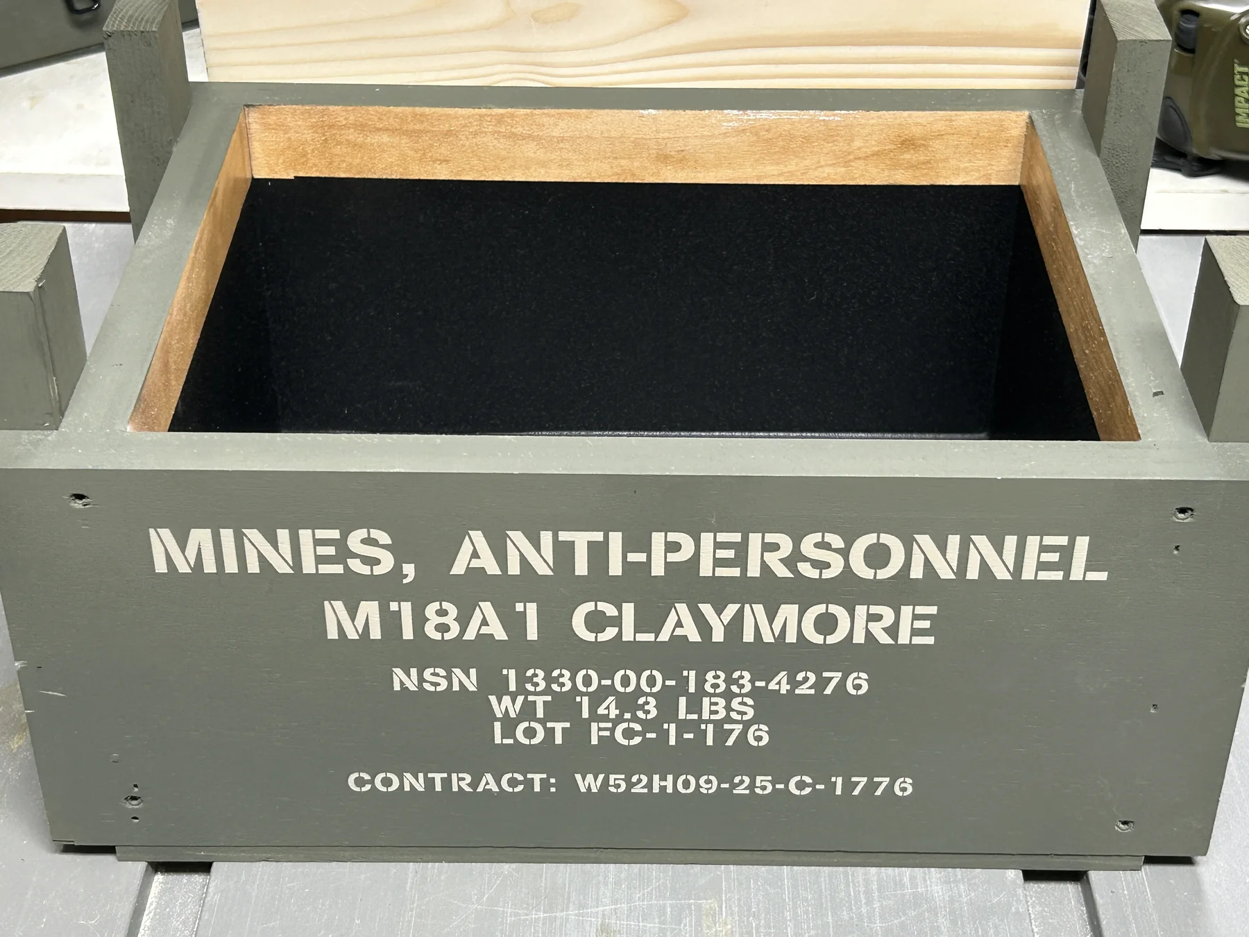 Armor Core interior inside Claymore Field Crate